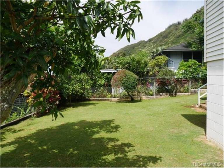 Sweet Bungalow In Lush Palolo Valley Hawaii Real Estate Market