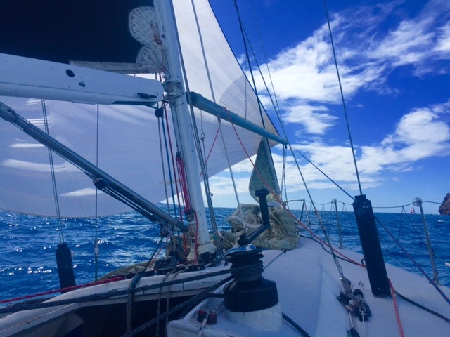 living on sailboat in hawaii