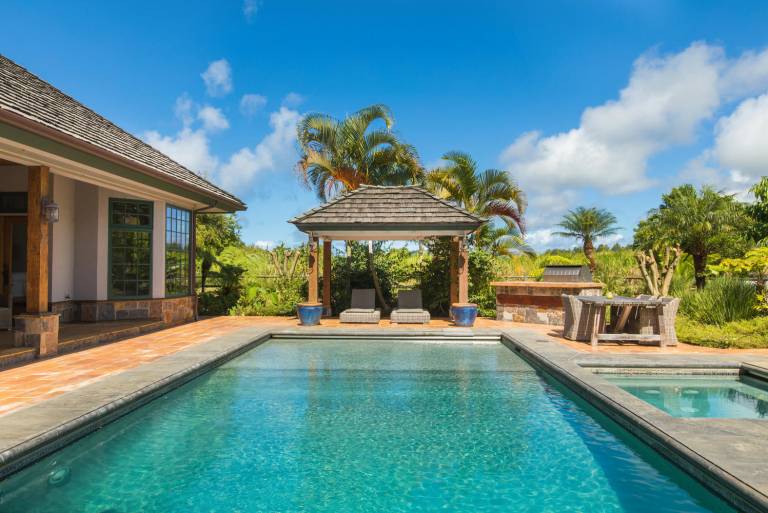 Horse Enthusiasts Stunning Horse Property on Kauai Hawaii Real