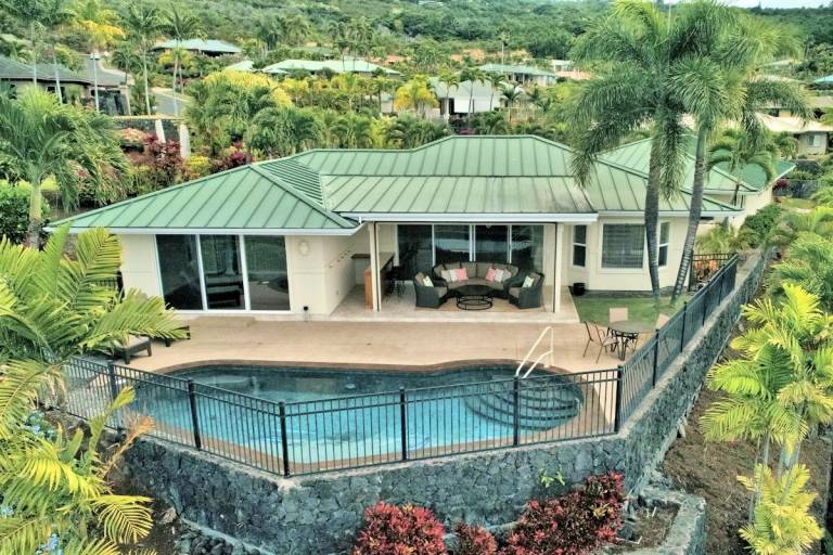 Keauhou Home in Bayview Estates Hawaii Real Estate Market & Trends