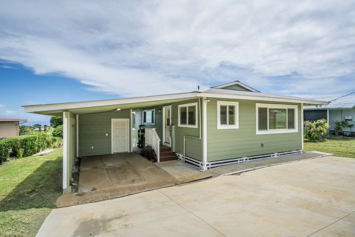 Cute PlantationEra Homes in Kohala For Sale Hawaii Real Estate