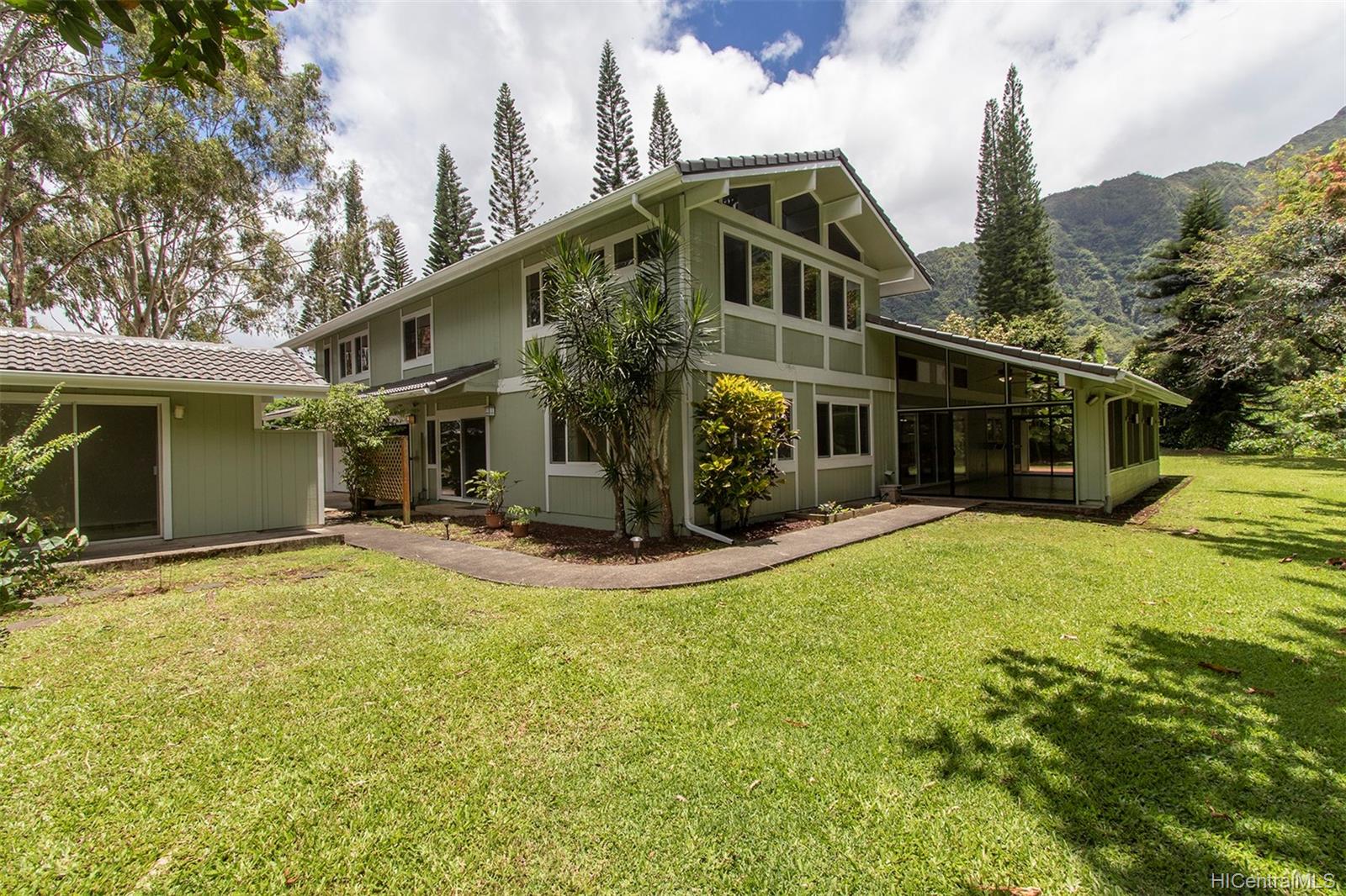 Haiku Plantation Luxury Estate Homes Hawaii Real Estate Market