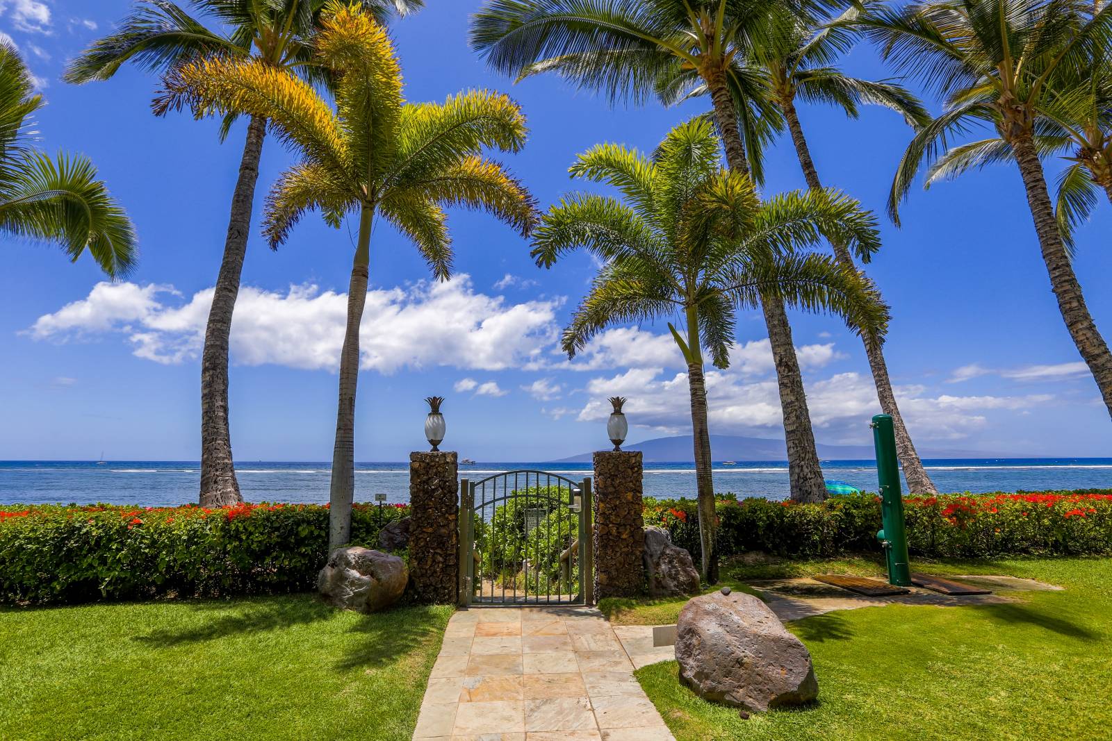 A Perfect Maui Property Lahaina Shores Beach Resort Hawaii Real