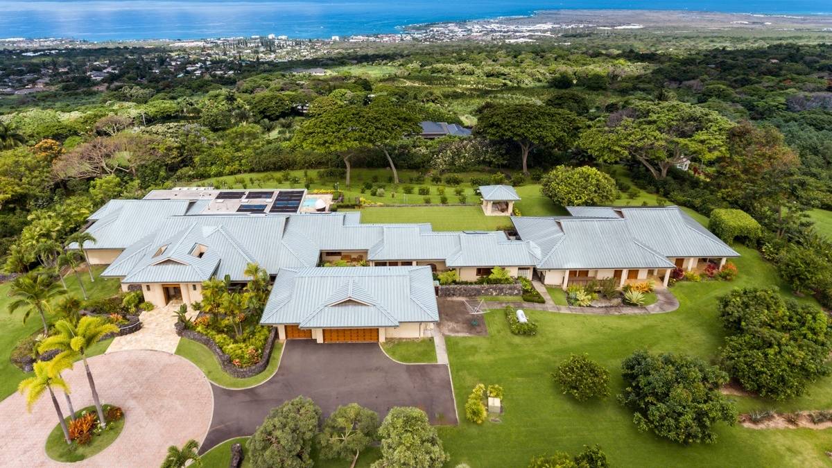Just Sold Expansive Luxury Estate In Gated Community In Holualoa Big 