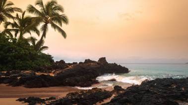 beautiful oahu hawaii beach at sunset