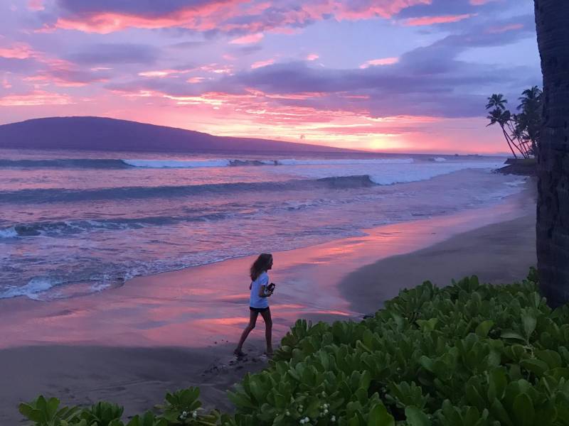 plogging on the beach in hawaii
