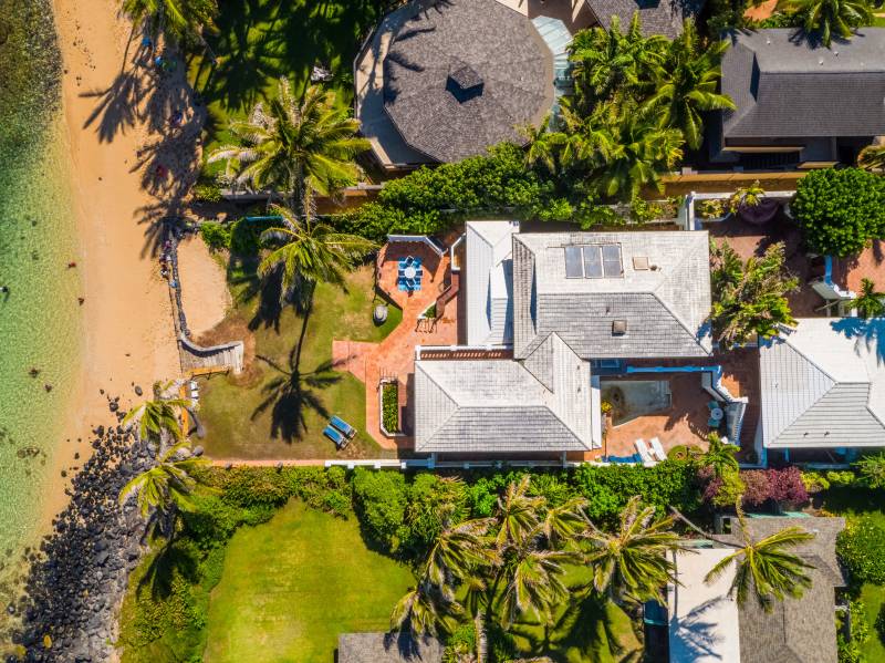 aerial view of maui beachfront real estate