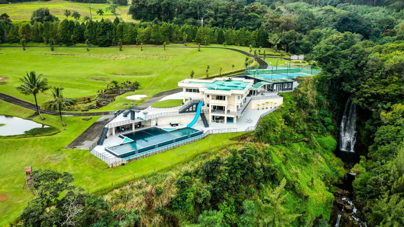 in-the-news-the-spectacular-waterfalling-estate-hawaii-real-estate