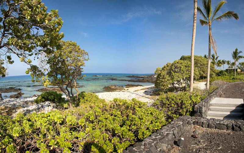 Naupaka Place Oceanfront Lots