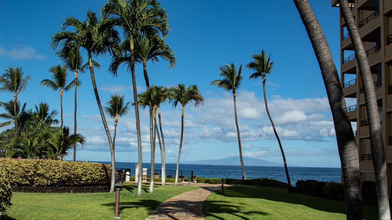 Polo Beach Club Wailea Luxury Condos, Golf, Shopping, and Beaches