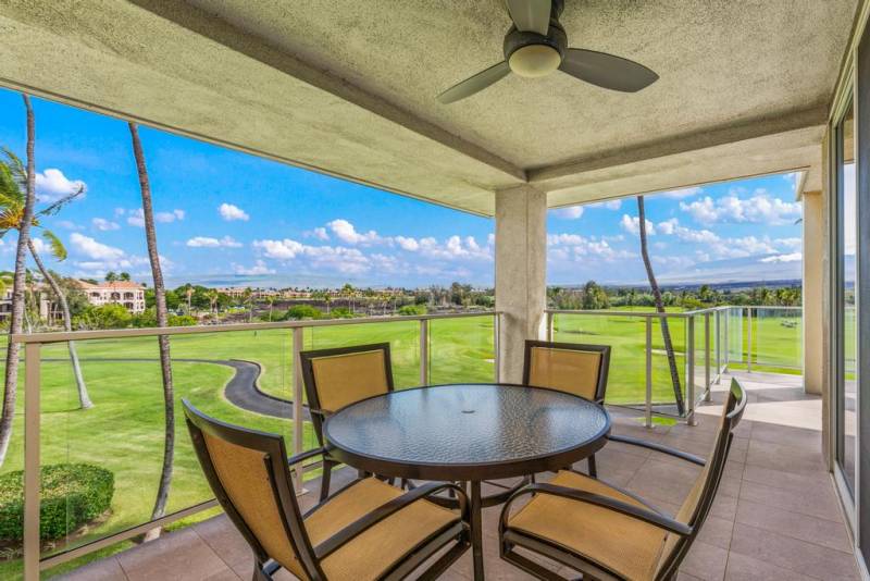 large lanai with golf course frontage on big island hawaii