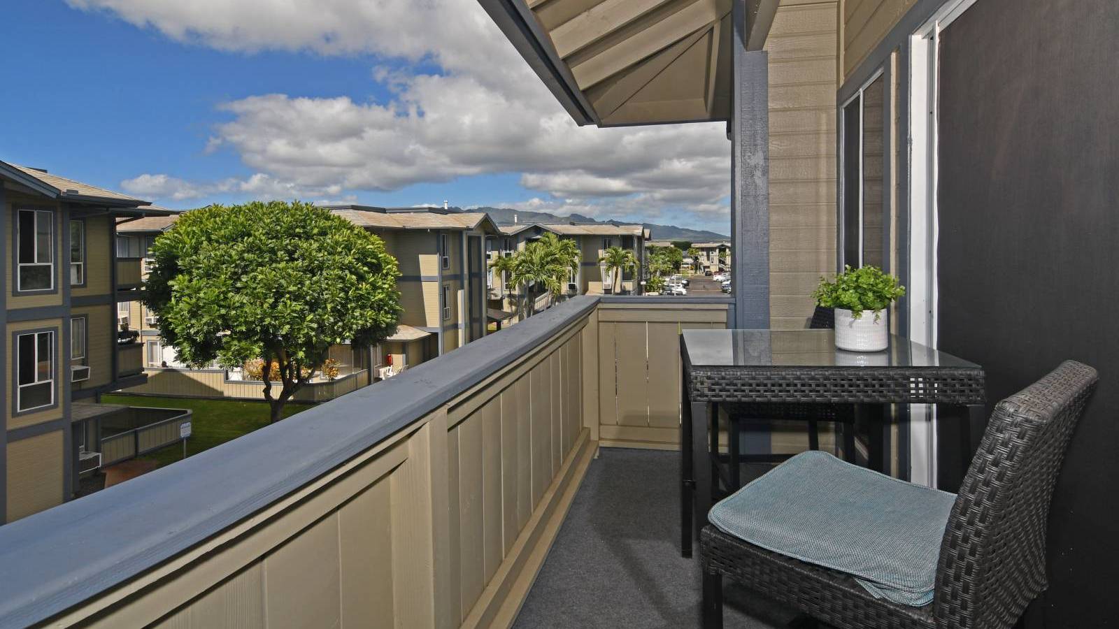 New on Market! Sunrise Townhouse in Ewa Beach Hawaii Real Estate