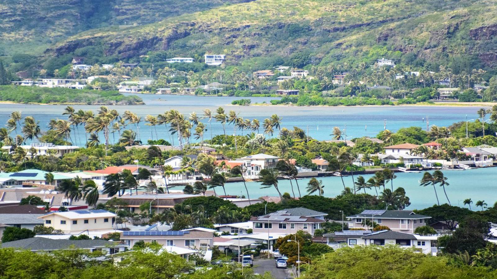 Only 16 Condos/Townhomes on the Market in Hawaii Kai Hawaii Real