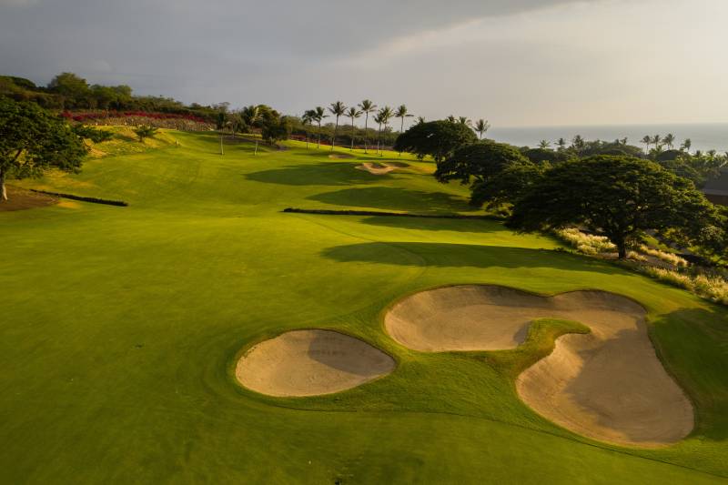 hokulia golf course big island hawaii
