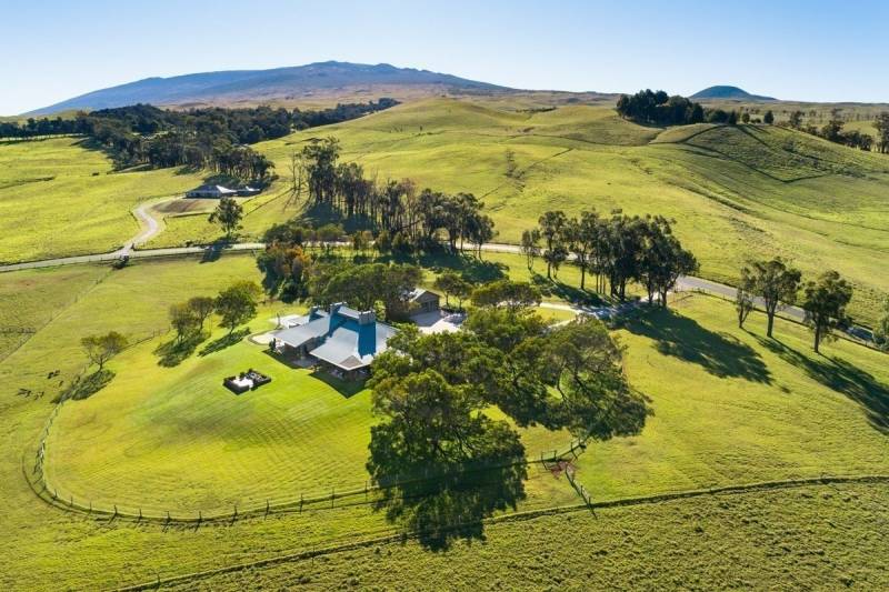 aerial view of waikii ranch home