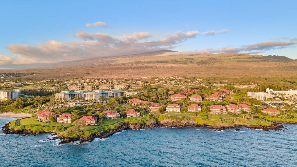 Wailea Point Oceanfront Condos , Wailea Real Estate Homes and Condos