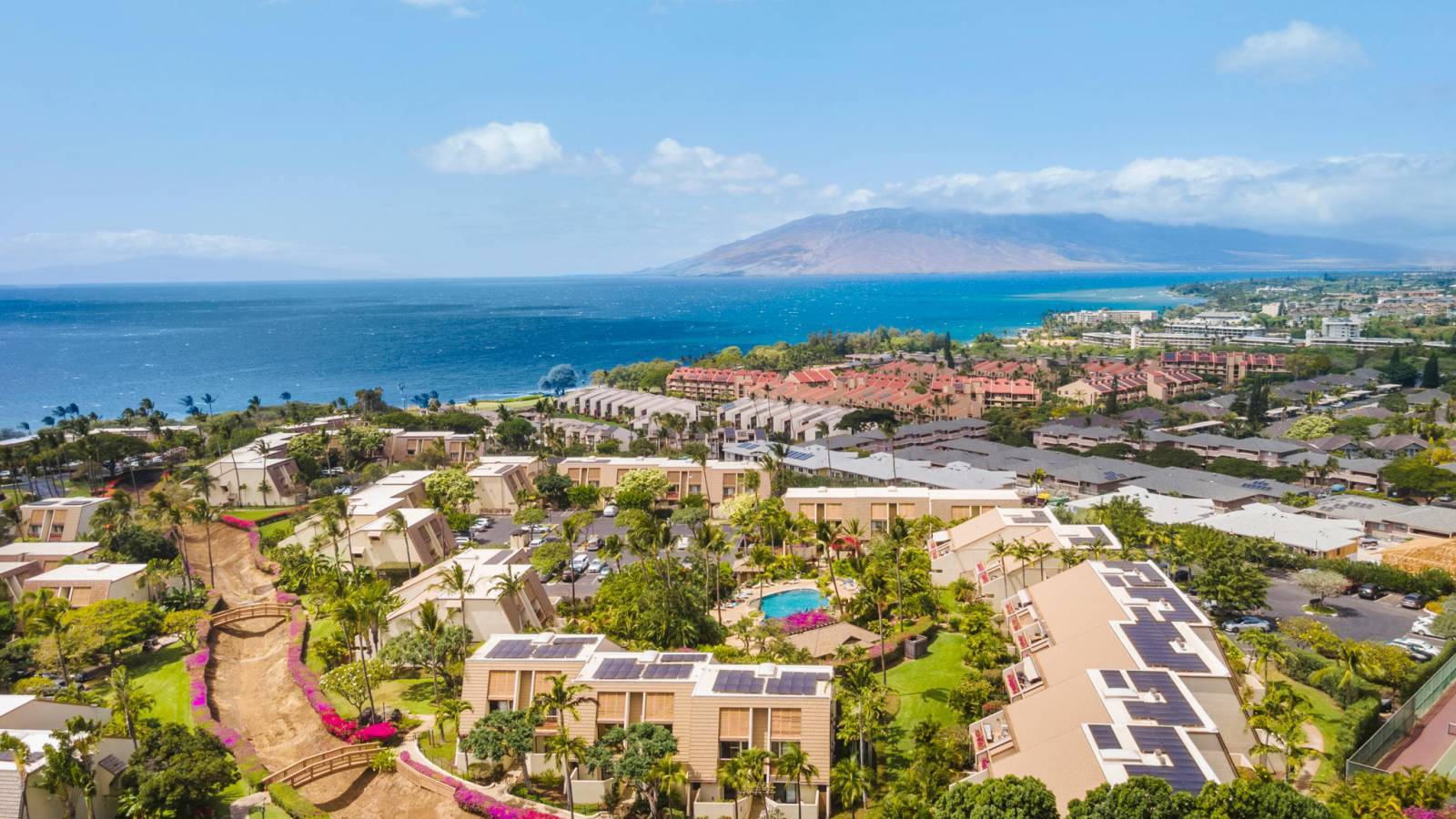 Just Listed Maui Kamaole Peaceful Hideaway With Ideal Access to Kihei