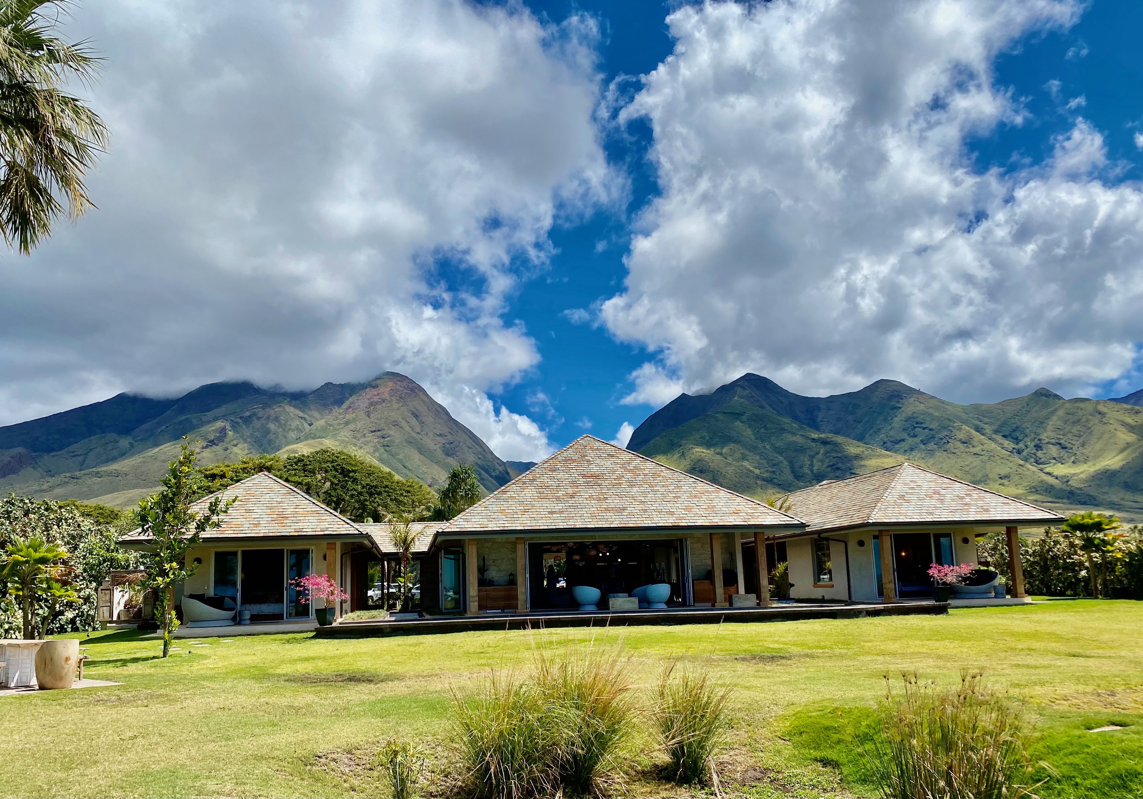 Homes in Launiupoko Maui