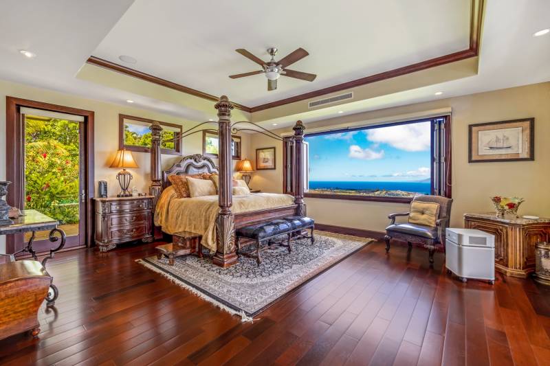 maui bedroom with ocean views
