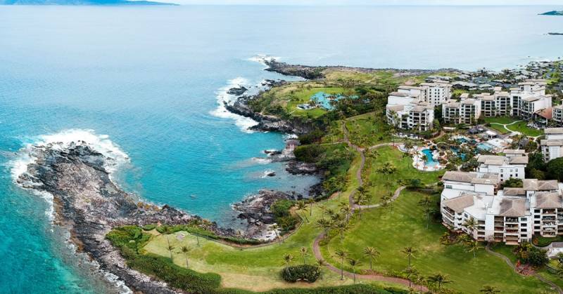 aerial view of maui cliff house