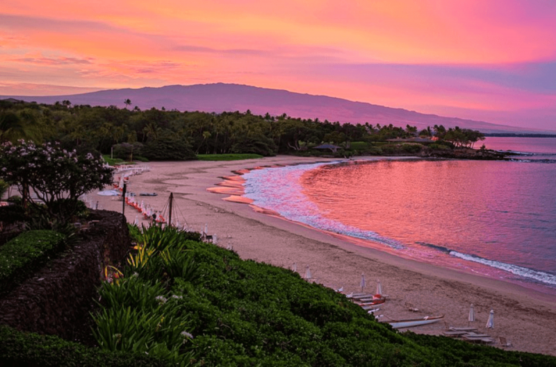 mauna kea resort beach at sunset