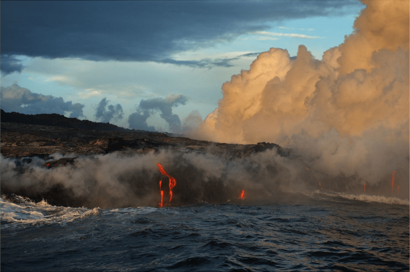 lava flows into ocean on big island hawaii