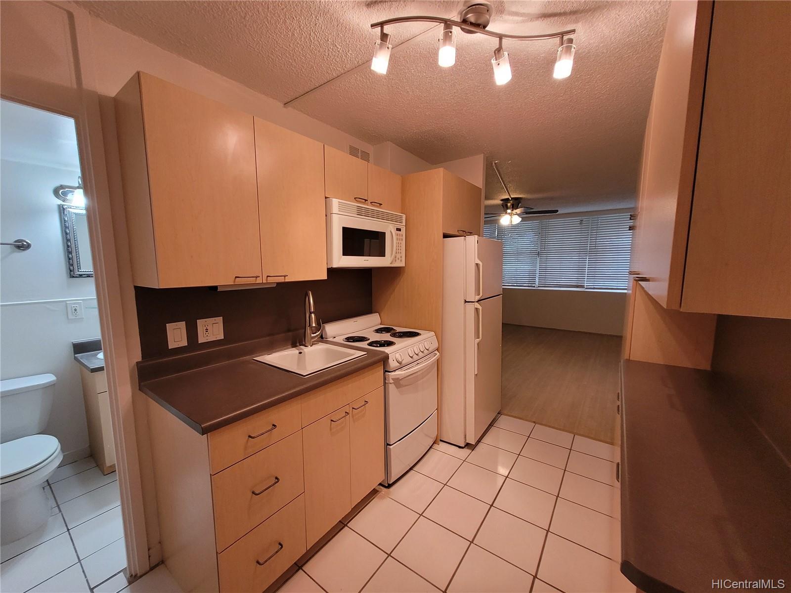 New Listing In The Heart of Waikiki Hawaii Real Estate Market