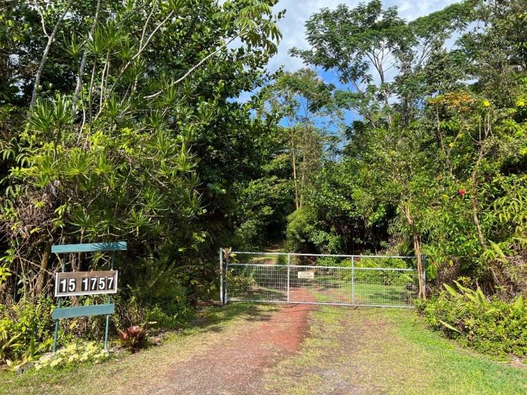 Cozy 1 Bedroom 2 Bath Home in Hawaiian Paradise Park Hawaii Real