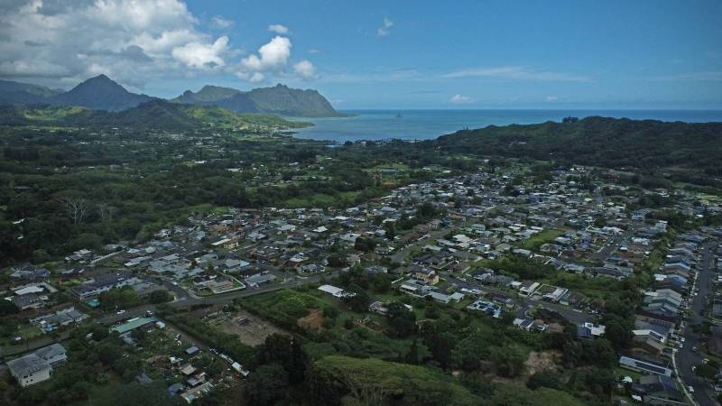 aerial view of kaneohe oahu with ocean in background