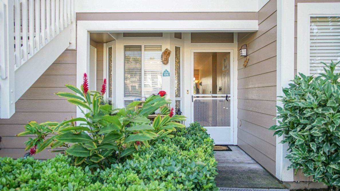 New Listing Remodeled Ali’i Lani Condo Hawaii Real Estate Market