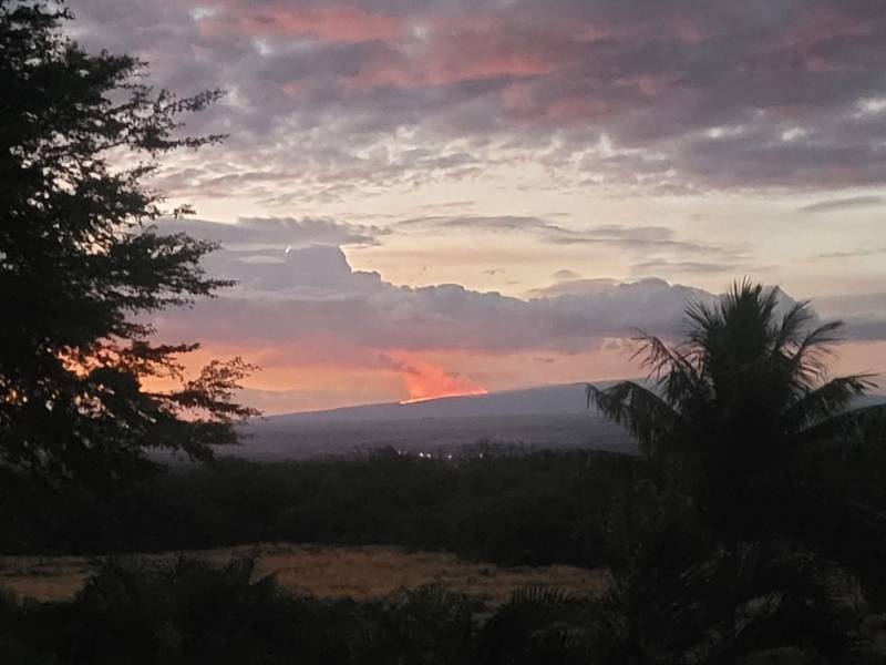 mauna loa eruption in the distance