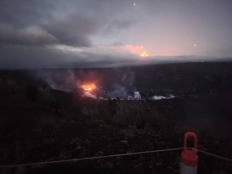 Dual eruption - Kilauea and Mauna Loa