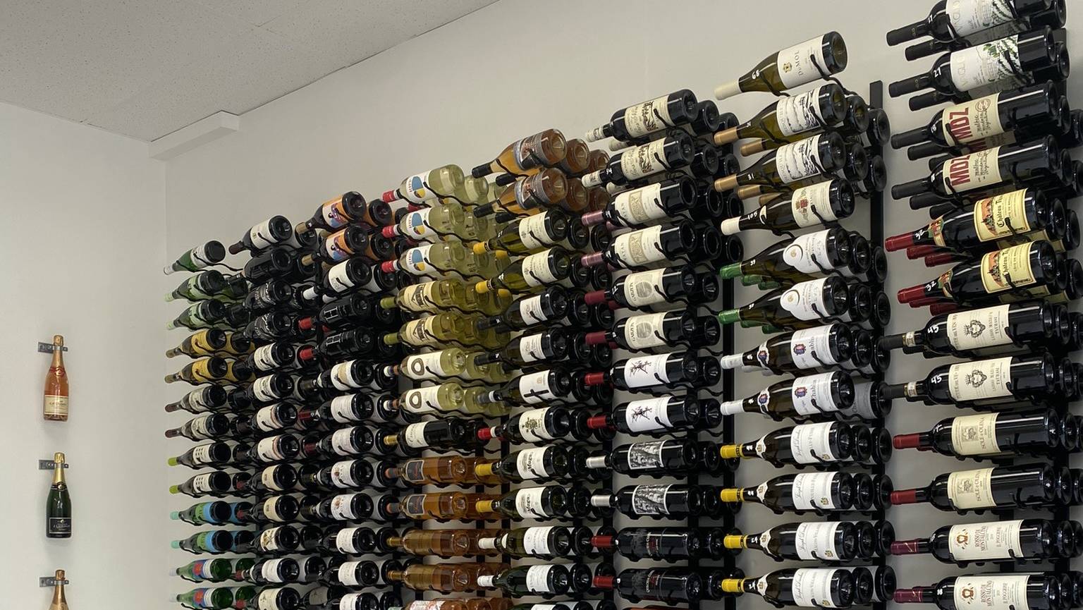 Tuesdays Wine, Spirits and Beer Shop to Waikoloa Village