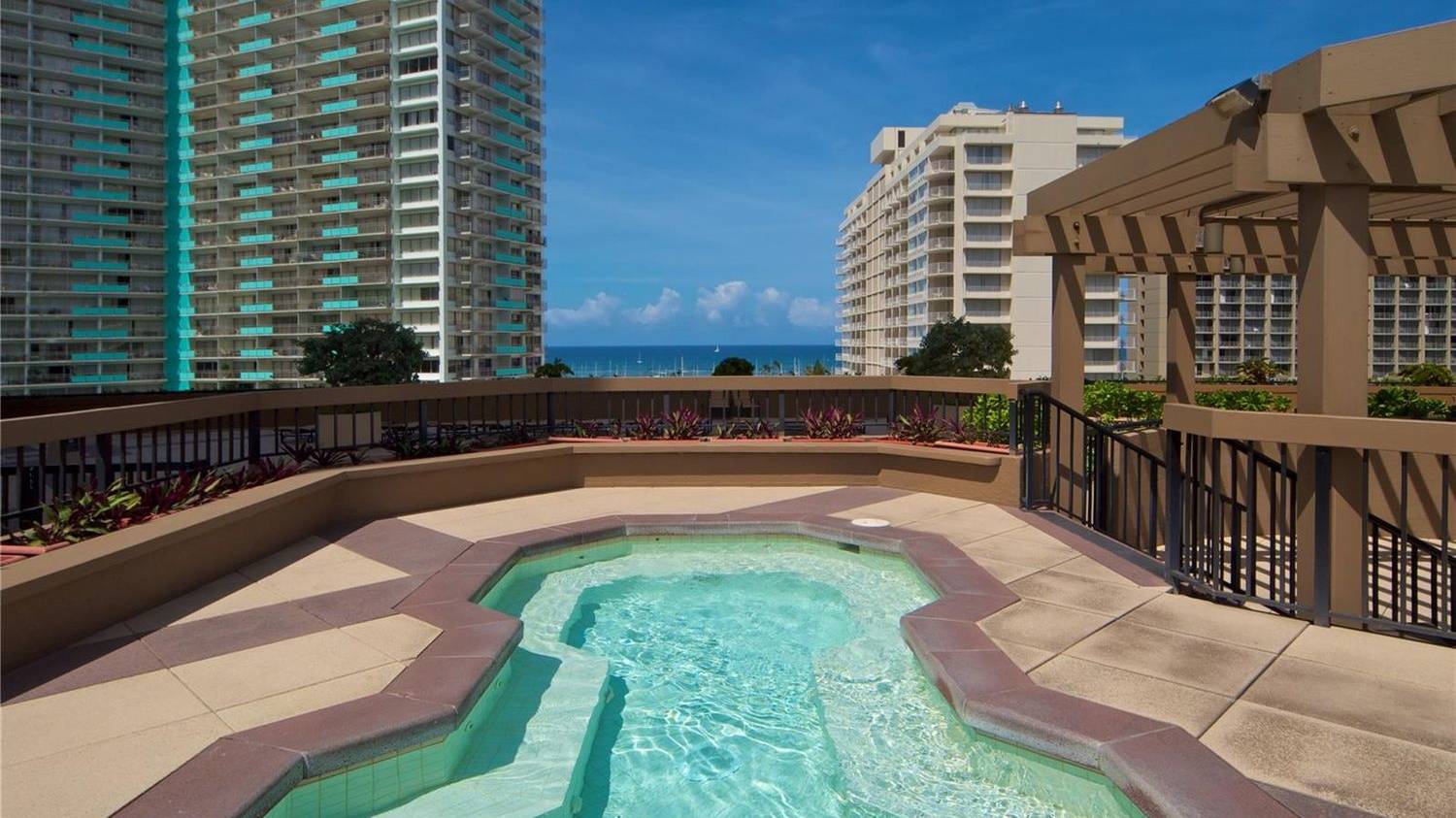 Just Listed A Desirable High Floor Studio, Priced to Sell Hawaii