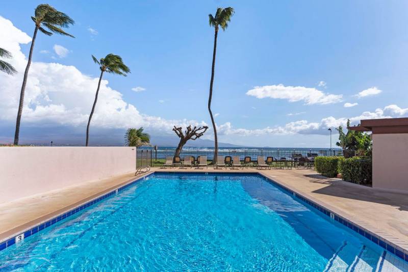 oceanfront condo pool on maui