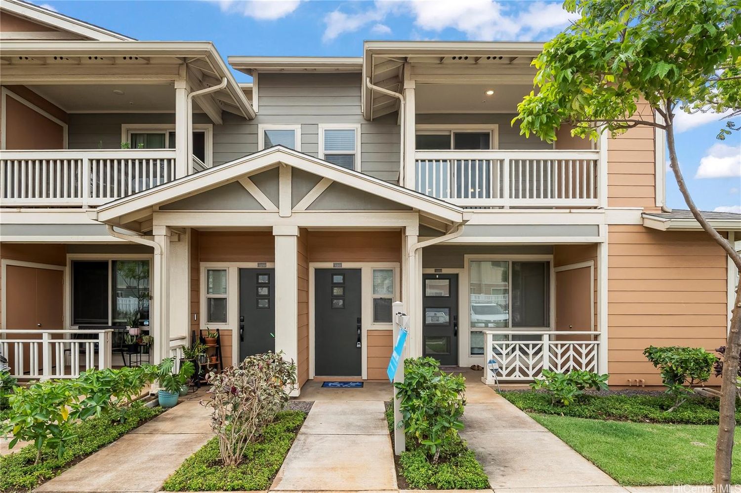 Stunning Cornerend Unit at Akoko at Hoopili Hawaii Real Estate