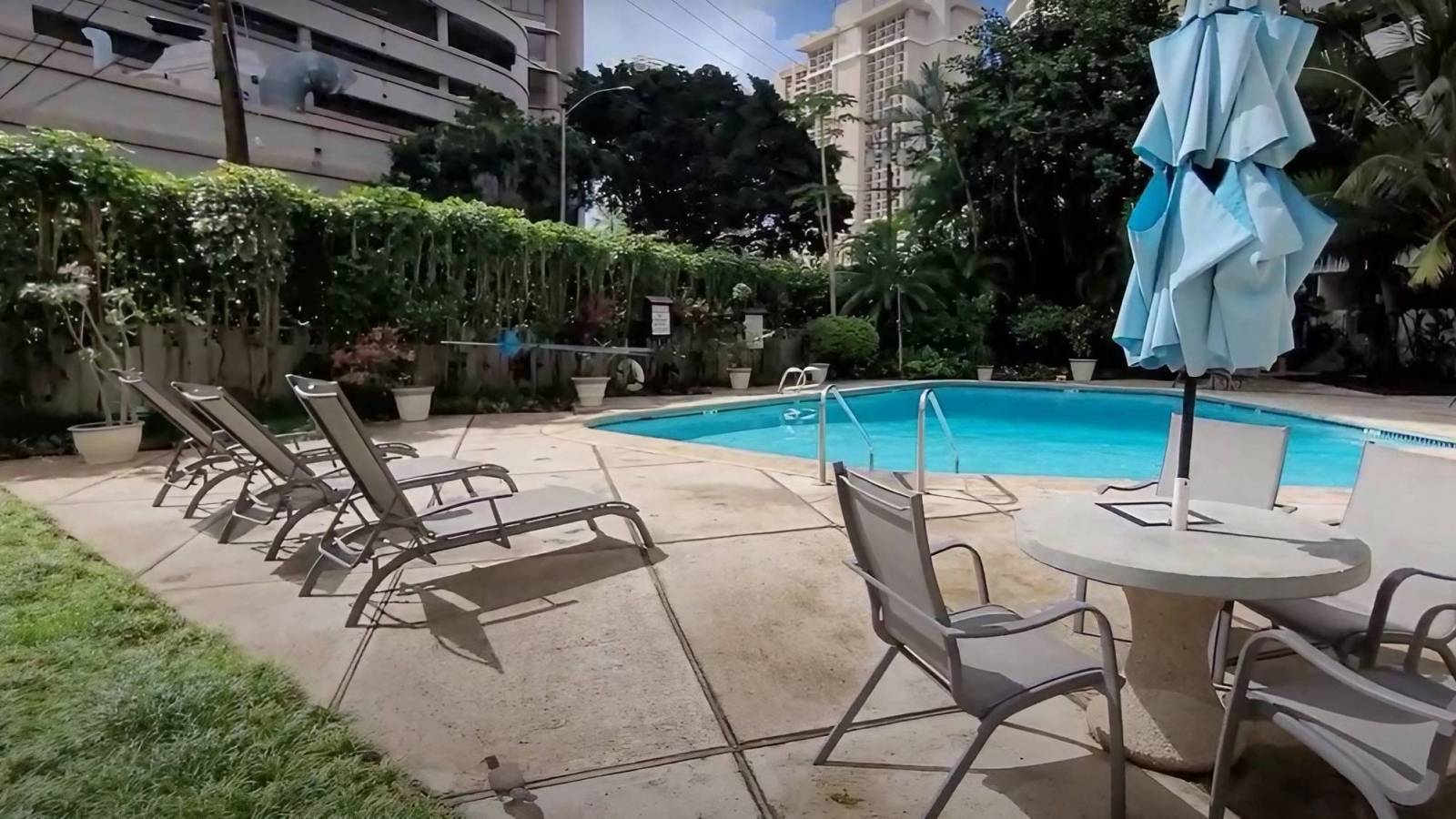 Waikiki Lifestyle in the Beautiful Kalia Inc. Hawaii Real Estate