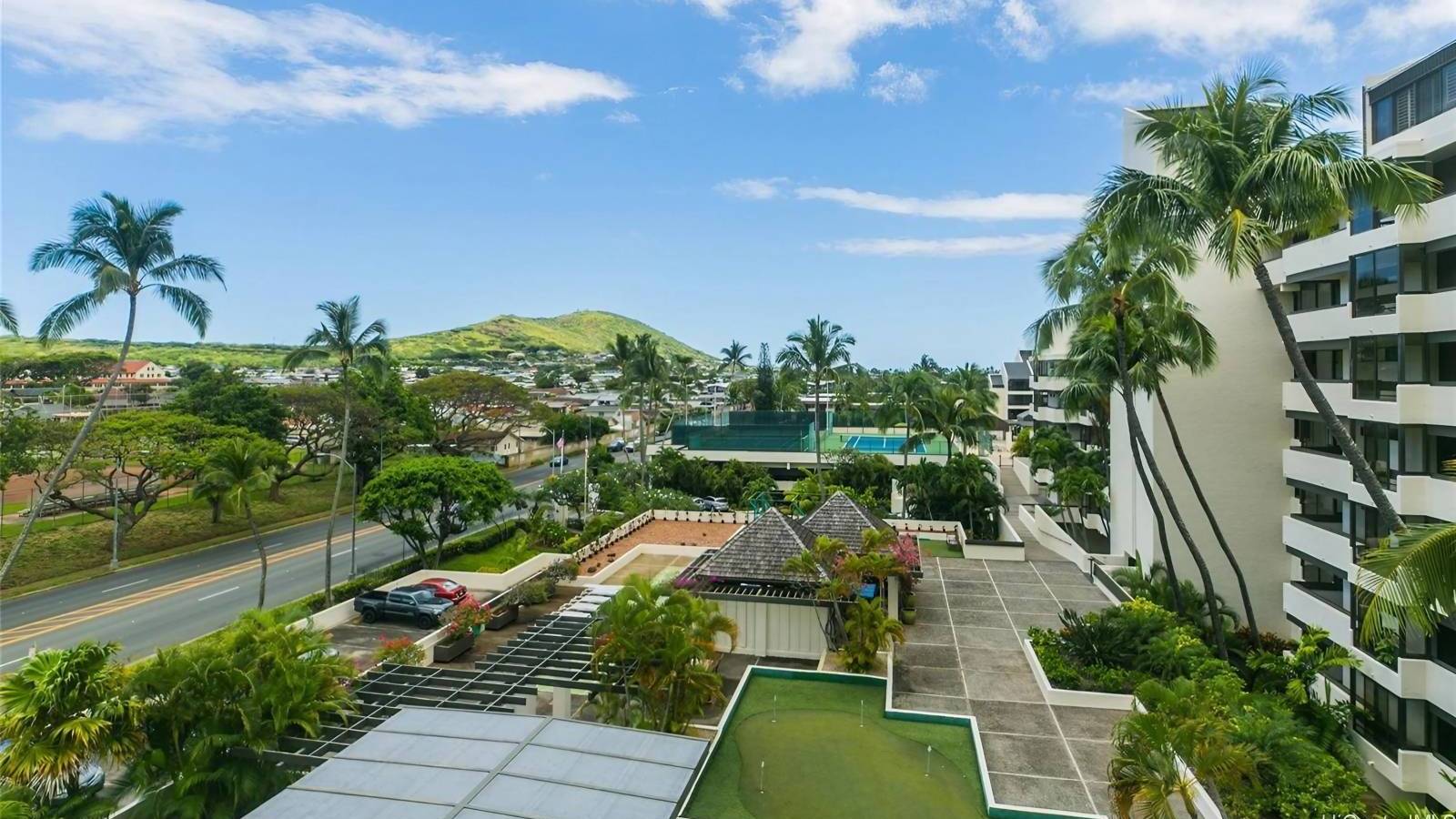 marina-living-in-hawaii-kai-hawaii-real-estate-market-trends