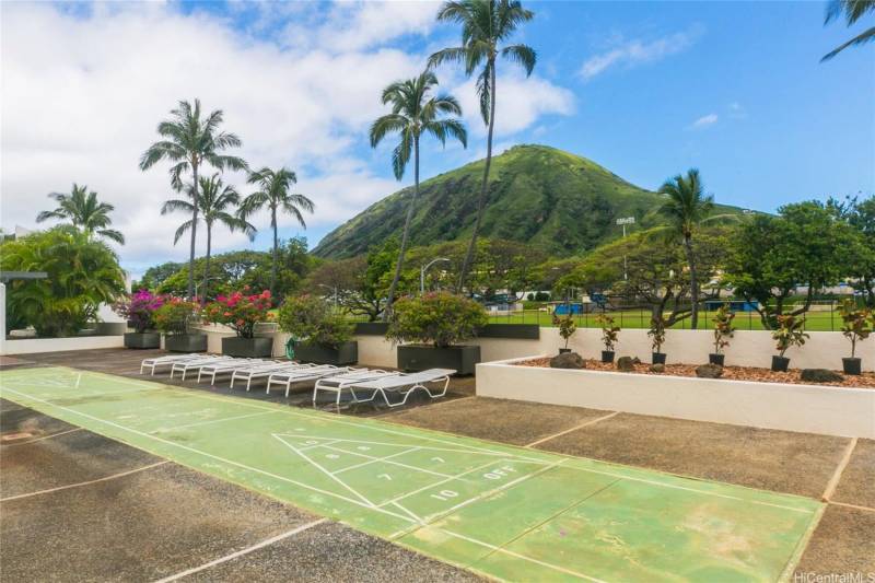 games area in oahu condo grounds