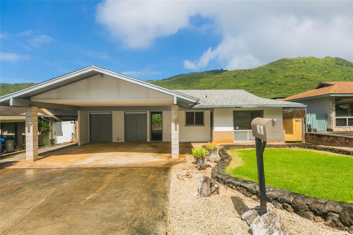 Location, Location, Location! This Home Was Just Listed in Hawaii Kai