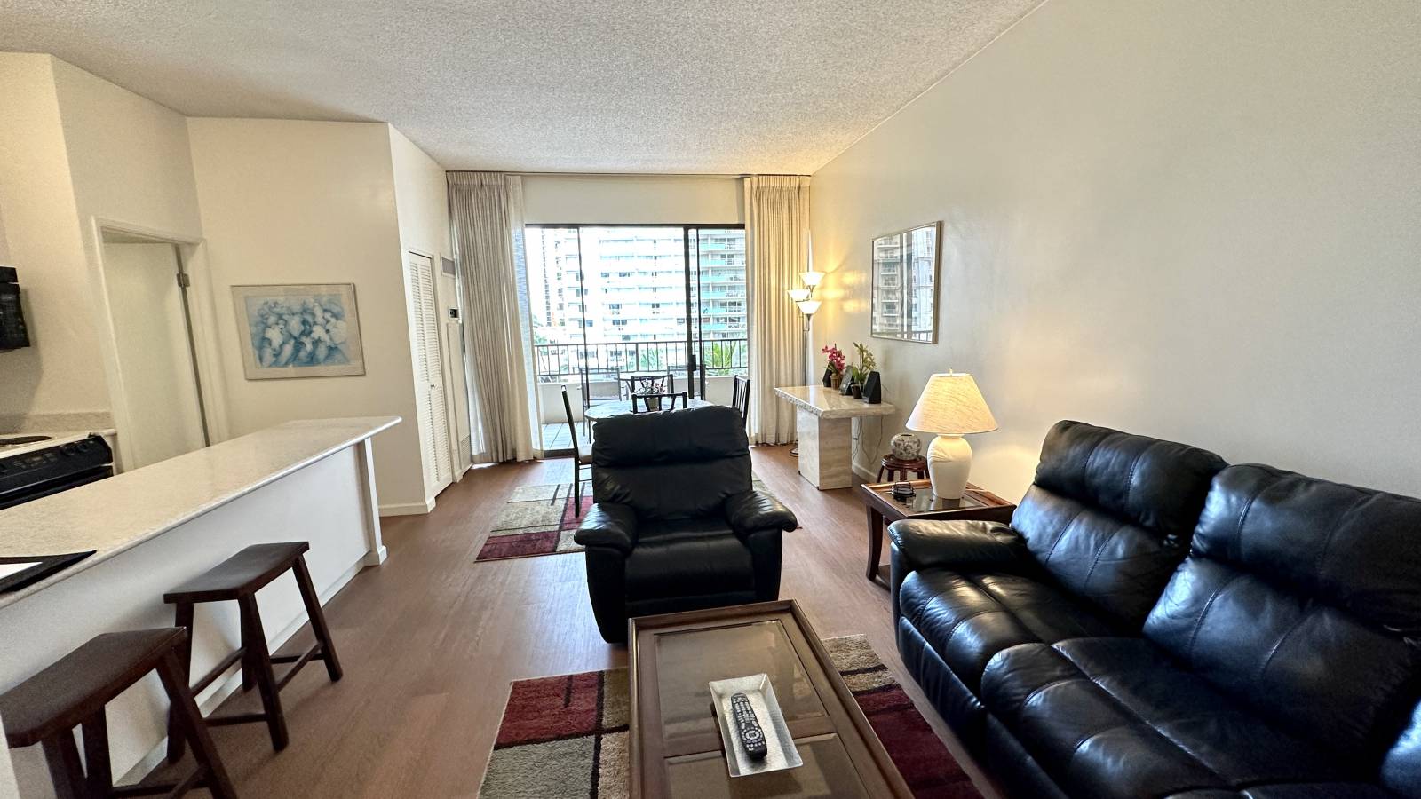 Terrific Large 1 Bedroom Apartment in Coveted Discovery Bay Resolution