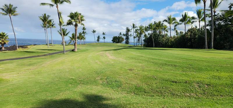 oceanfront golf course at kanaloa