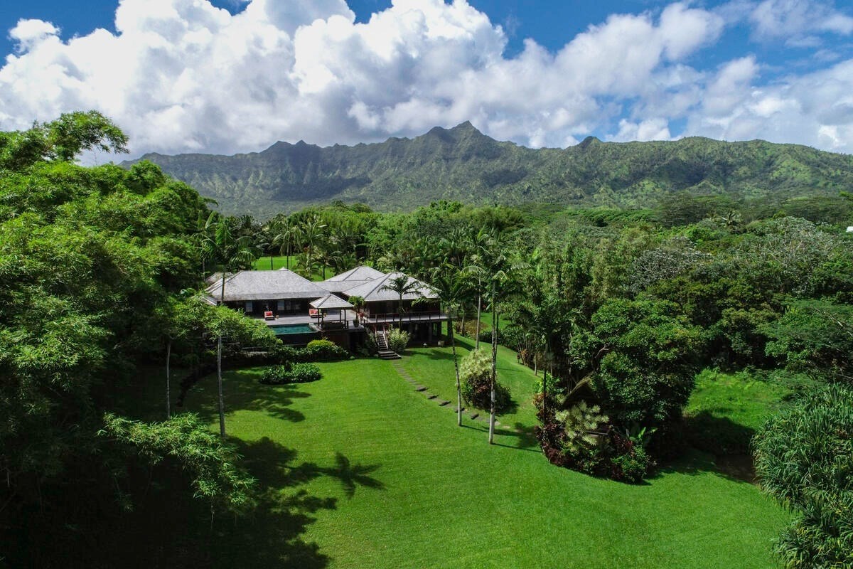 This Expansive Estate Spans 3.5 Acres and Offers Complete Privacy and ...