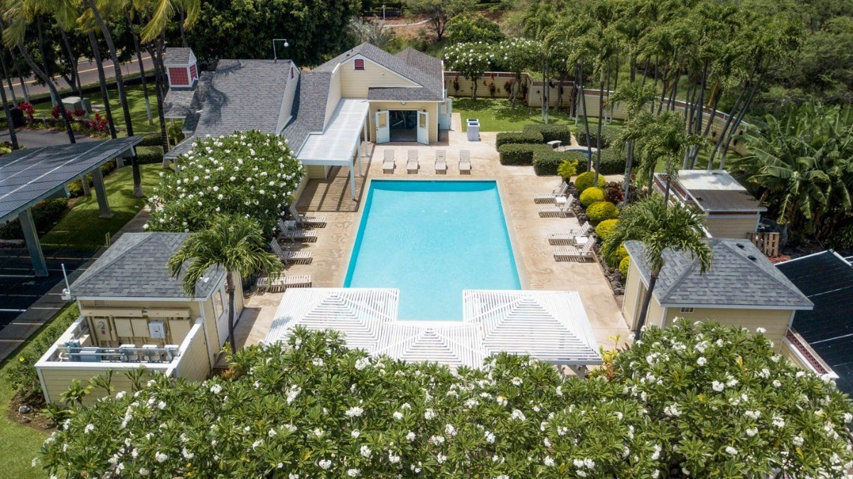 Experience Luxury and Affordability at Fairway Terrace in Waikoloa