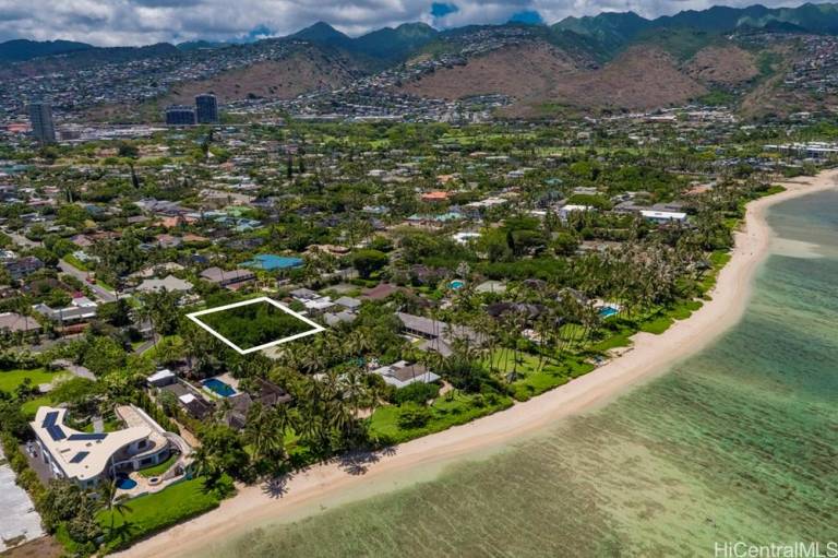 Exceptional Opportunity to Build Your Home on Kahala Avenue Hawaii