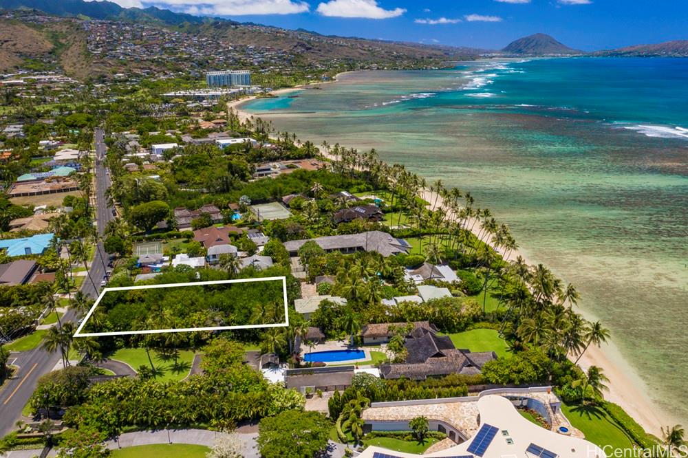 Exceptional Opportunity to Build Your Home on Kahala Avenue Hawaii