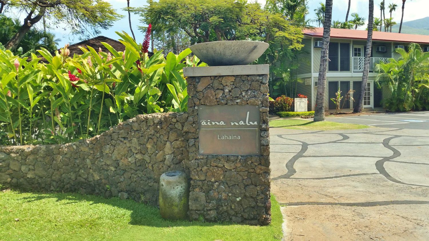 Heavily Booked Vacation Rental Condo in Lahaina Maui, For Sale Hawaii