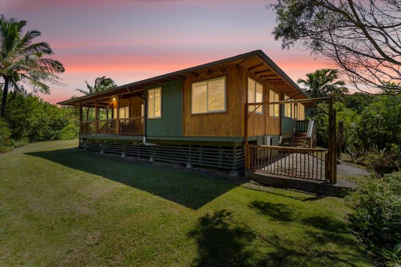 rural maui home with deck for sale