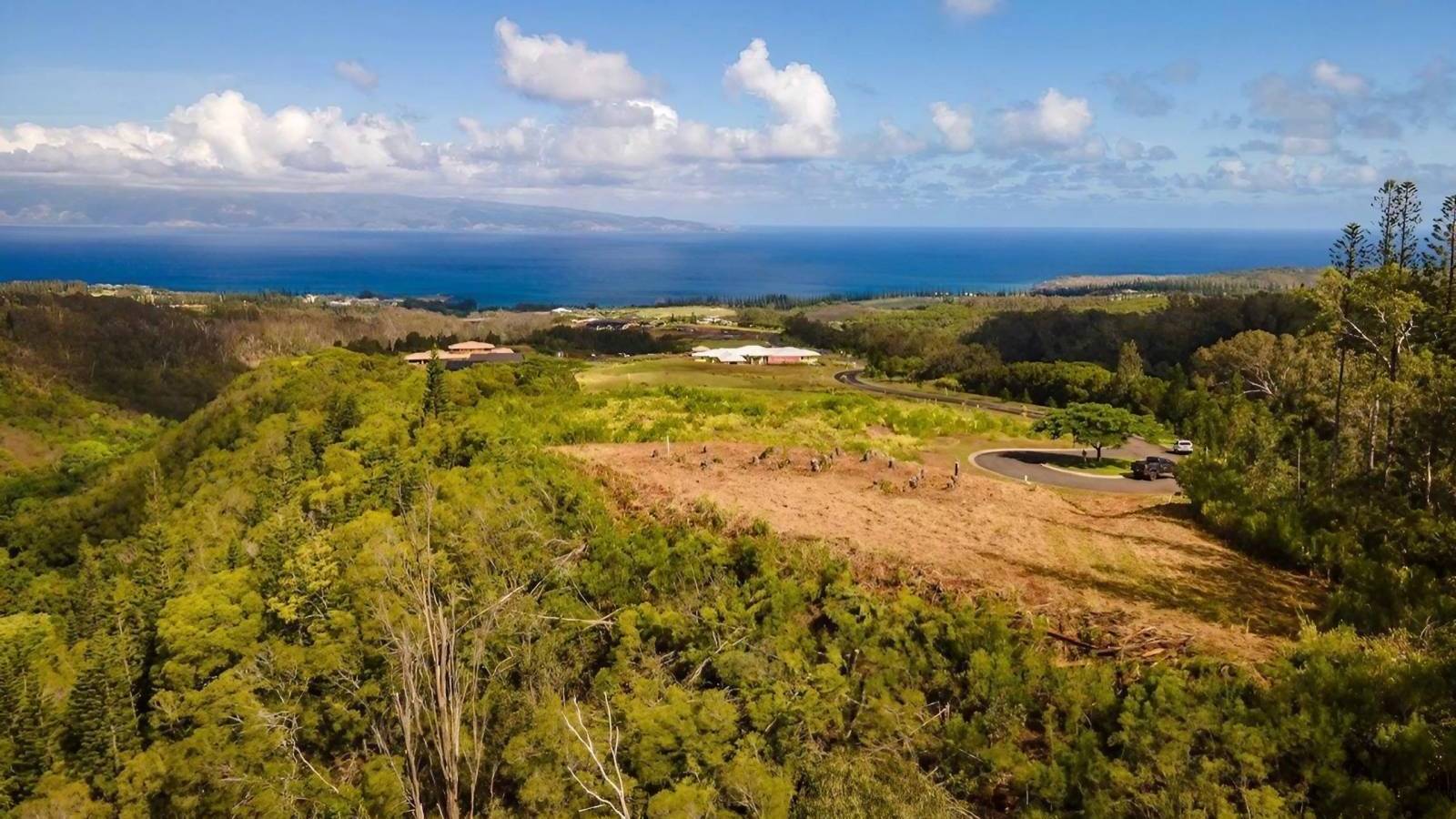 Enjoy Stunning, Panoramic Ocean Views From This Mahana Estates Lot in
