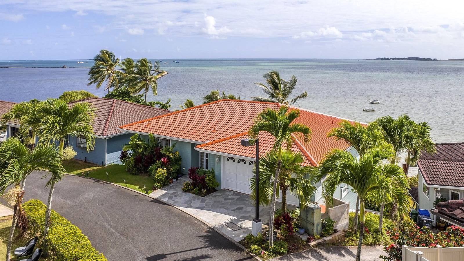 New Listing at Alii Bluffs in Kaneohe Hawaii Real Estate Market